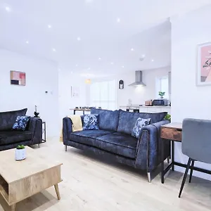 Shaw Heath - Charming In The Heart Of Holiday home