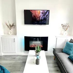 Modern House Apartment